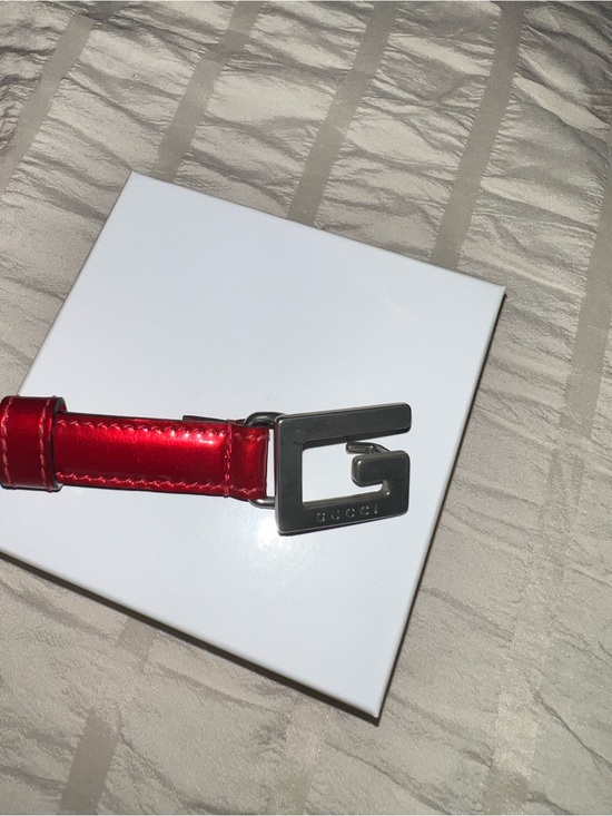 Authentic Gucci Vintage 1990s Red Patent Leather Square G Logo Belt Size 70/28